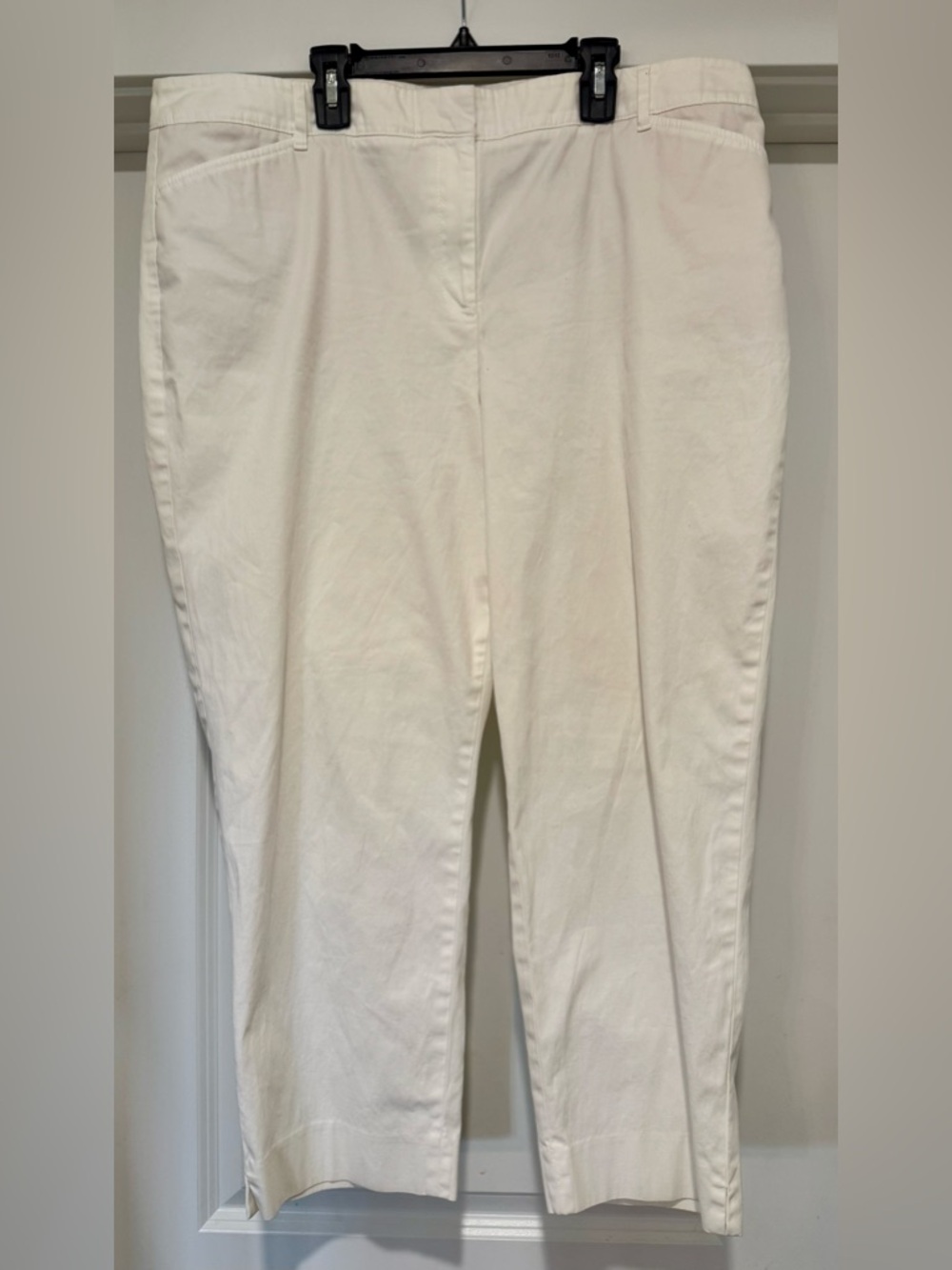 Talbots Women’s White Perfect Crop Pants Size 16